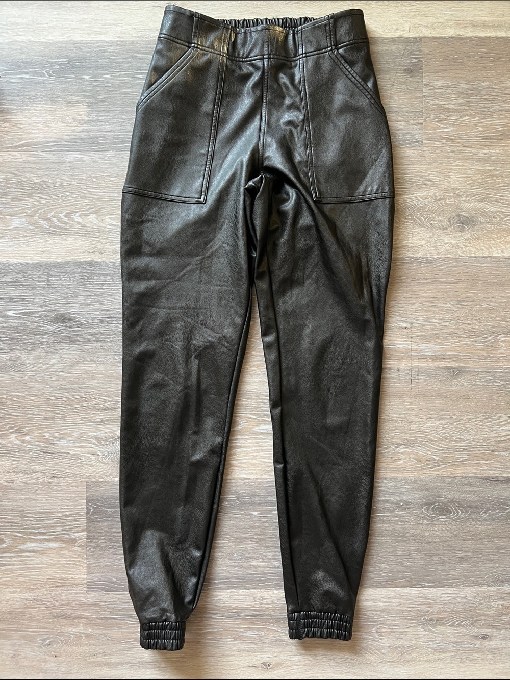 Spanx small black faux leather jogger